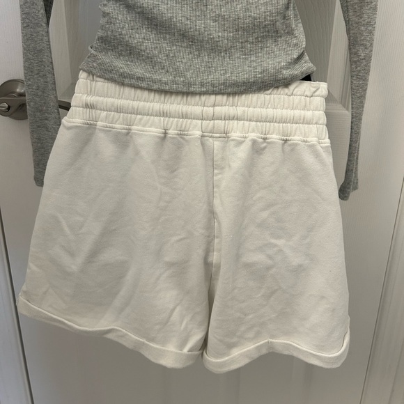 White, Draw-String Shorts, Sz M - Picture 5 of 5
